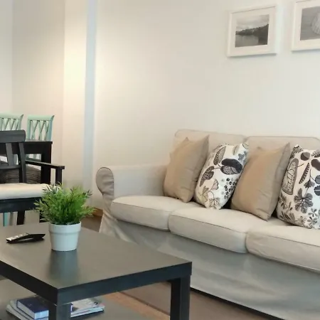Seaport Apartment *